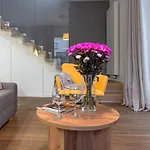 Srutowa 8 With Balcony & Ac Properunit * Breslavia