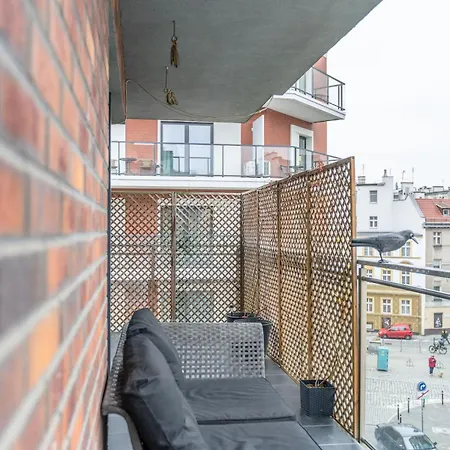 Srutowa 8 With Balcony & Ac Properunit Appartement