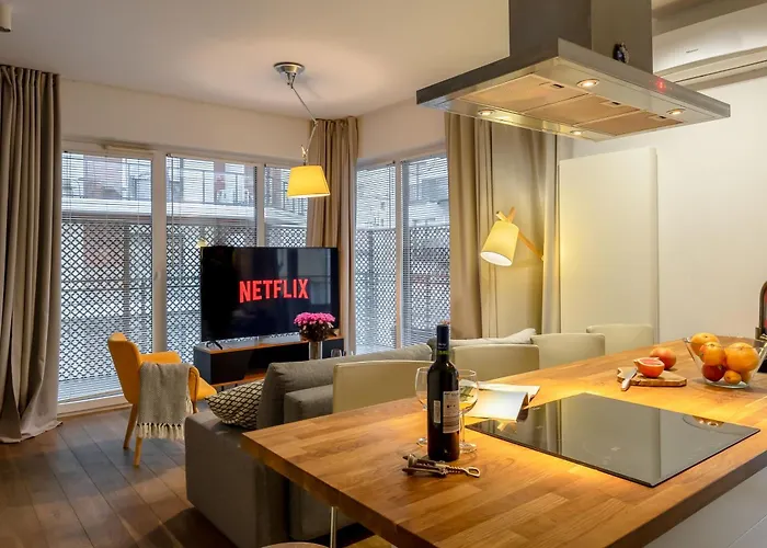 公寓 Srutowa 8 With Balcony & Ac Properunit 弗罗茨瓦夫