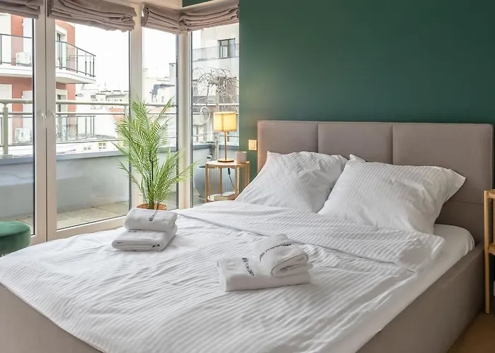 公寓 Srutowa 8 With Balcony & Ac Properunit *