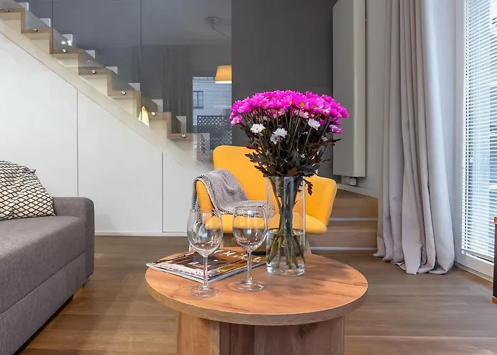 Srutowa 8 With Balcony & Ac Properunit * 弗罗茨瓦夫