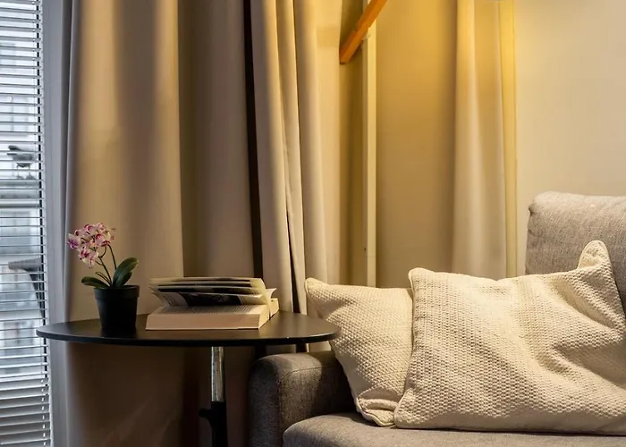 Srutowa 8 With Balcony & Ac Properunit 弗罗茨瓦夫