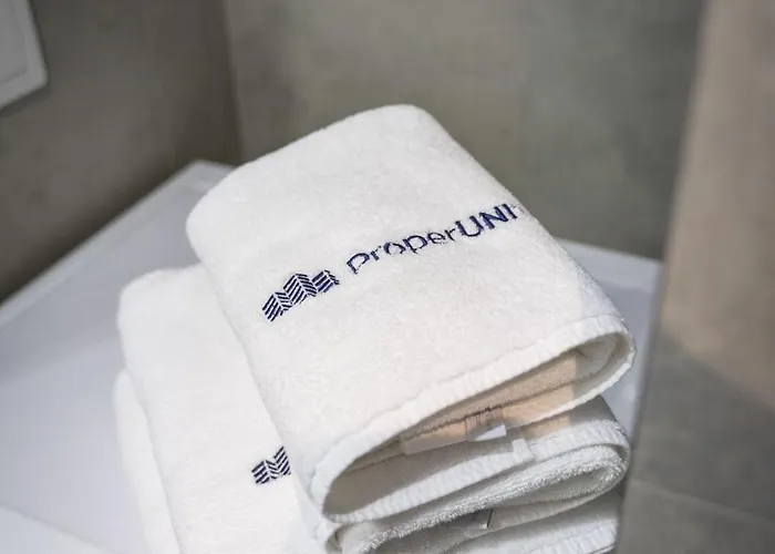 公寓 Srutowa 8 With Balcony & Ac Properunit *